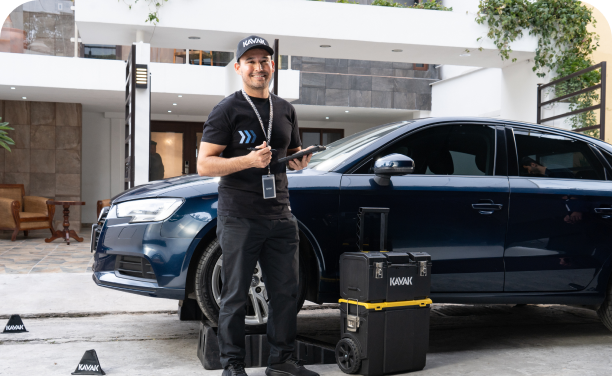 app Kavak para agendar el mantenimiento y la verificación vehicular del auto.